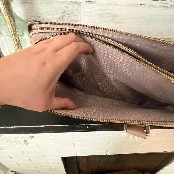 Blush Kate Spade purse. - Picture 3 of 7